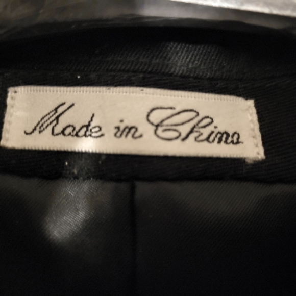 Trieste 2 piece suit - Picture 7 of 13